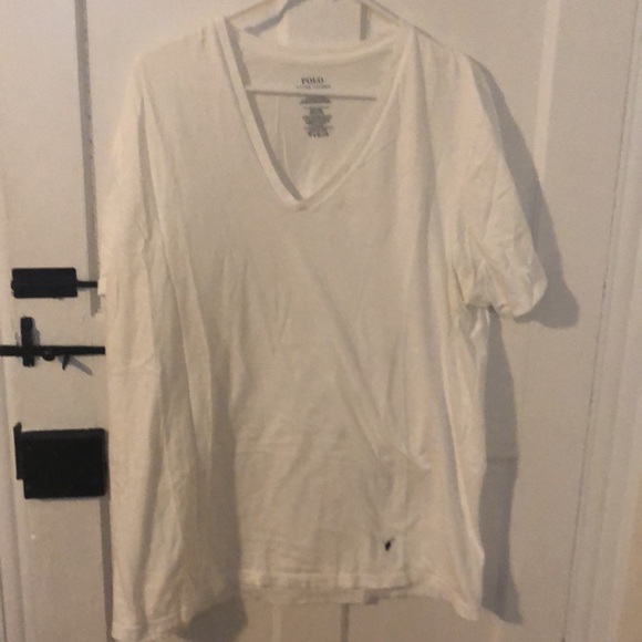 White cotton V-neck shirt size 1XL - Picture 2 of 5